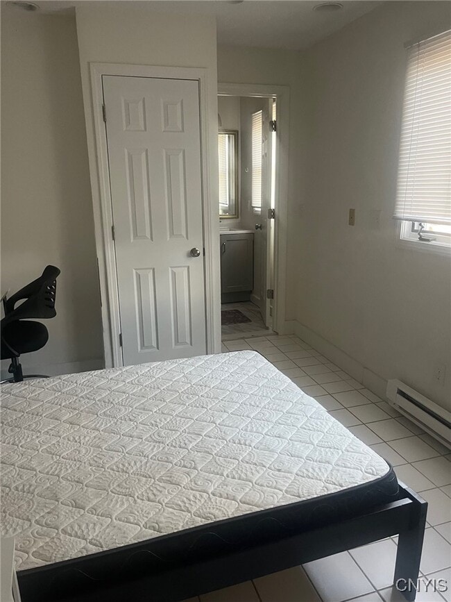 Building Photo - 1205 Madison St