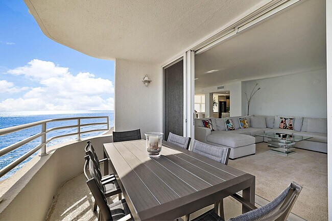 Building Photo - 3407 S Ocean Blvd