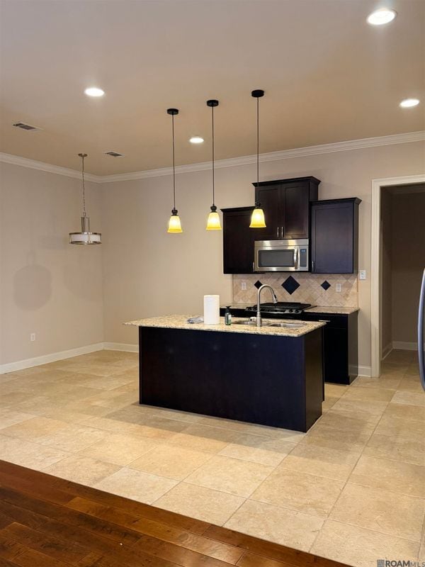 Building Photo - 7863 Seville Ct