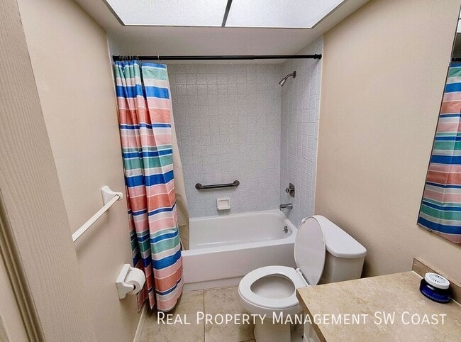 Building Photo - 12471 McGregor Blvd