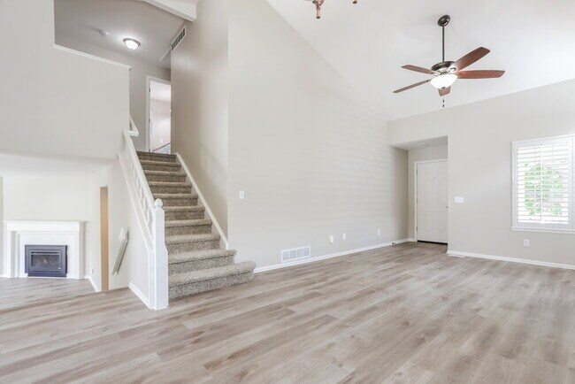 Building Photo - 19273 E Molly Ave