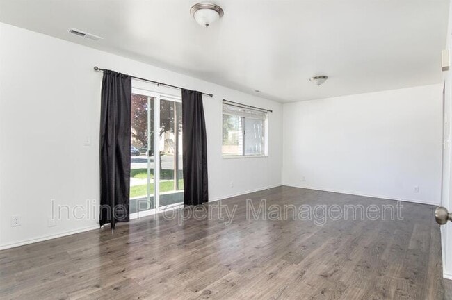 Building Photo - 624 S 500 W