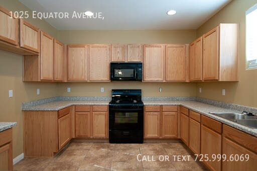 Building Photo - 1025 Equator Ave