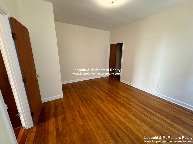 Building Photo - 75 Brighton Ave