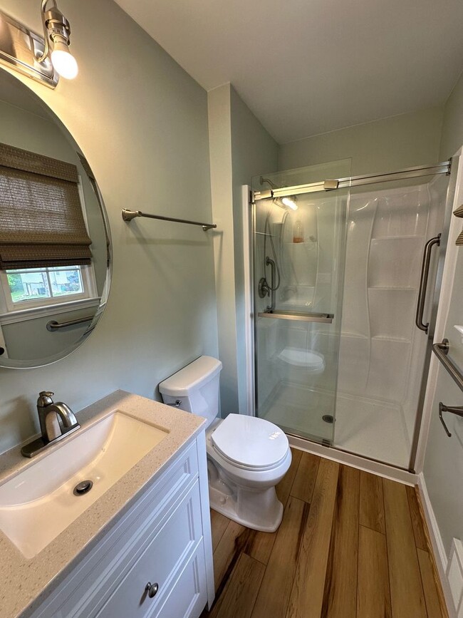 Building Photo - MOVE-IN READY! NO HUD NO SECTION 8