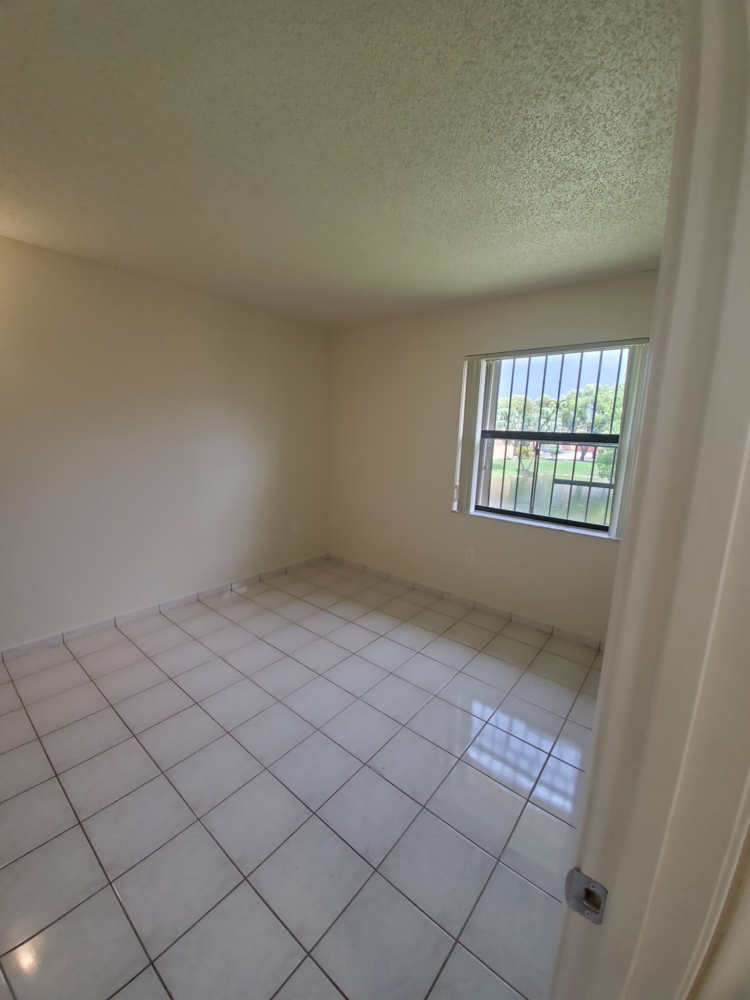 Building Photo - 10885 NW 7th St