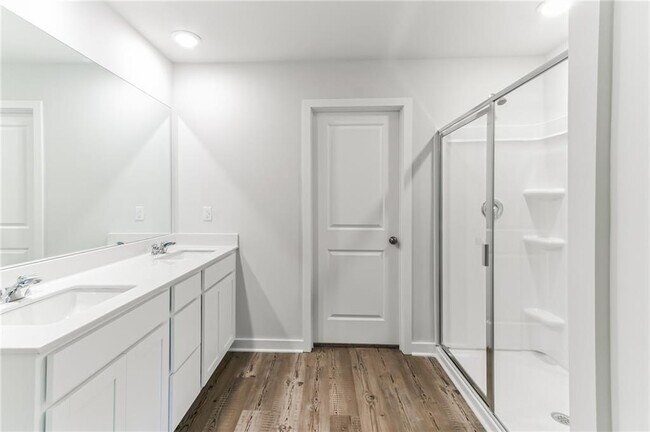 Building Photo - 727 Ruddy Dr