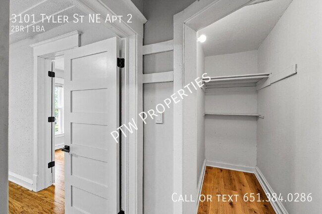 Building Photo - 3101 NE Tyler St