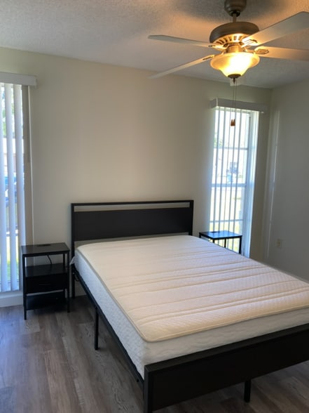 Building Photo - 7448 Mitchell Ranch Rd