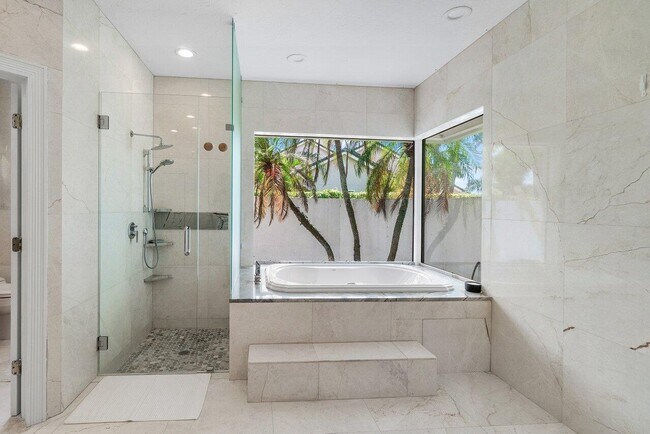 Building Photo - 11839 Maidstone Dr