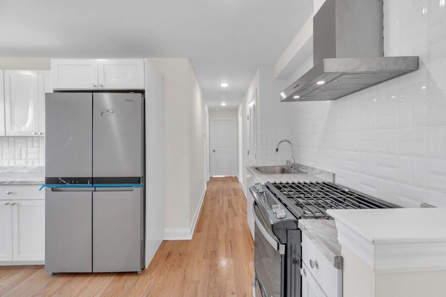 Building Photo - 86 Belmont Ave