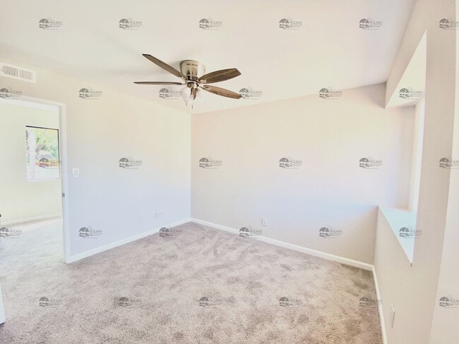 Building Photo - Updated 3BD/2BA with Air Conditioning