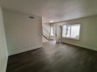 Building Photo - Available Now! Beautifully Remodeled 2 Story Condo located in Sacramento!