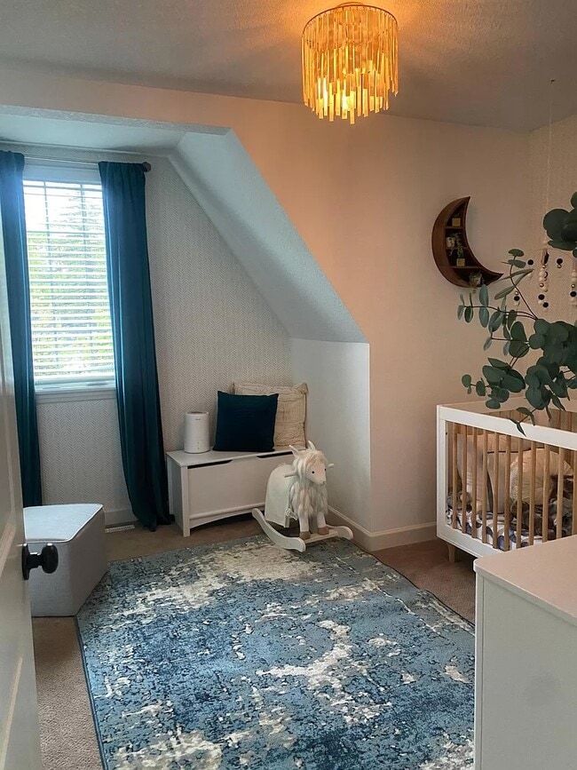 Building Photo - Upton