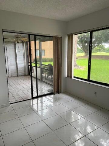 Building Photo - 11234 Green Lake Dr