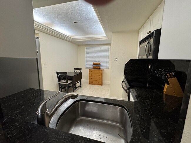 Building Photo - 1700 NW 80th Ave