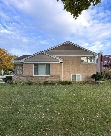 Building Photo - 7225 E Prairie Rd