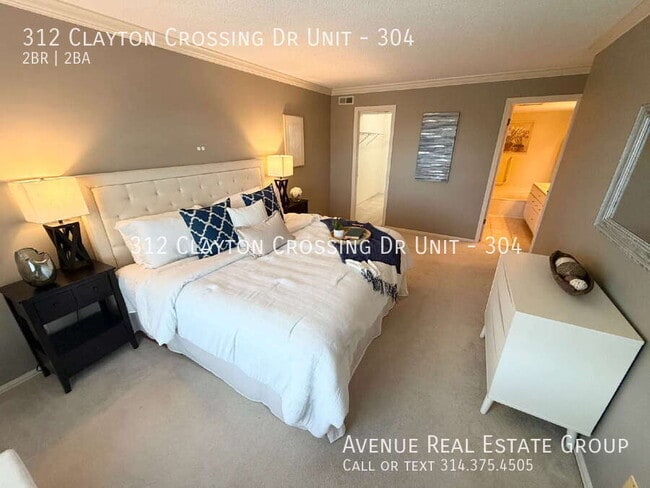 Building Photo - 312 Clayton Xing Dr