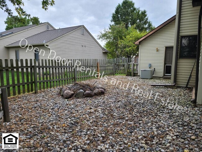 Building Photo - 4 bedroom home now available!