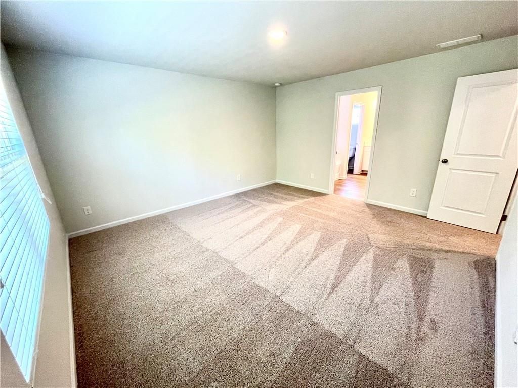 Building Photo - 667 Summerwood Ln