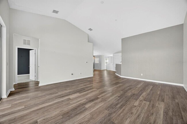 Building Photo - 8327 Fontera Dr