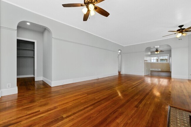 Building Photo - 129 Lynnway