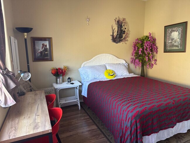 Building Photo - Pvt studio | Patio| Sep.Ent | Park & Hiking