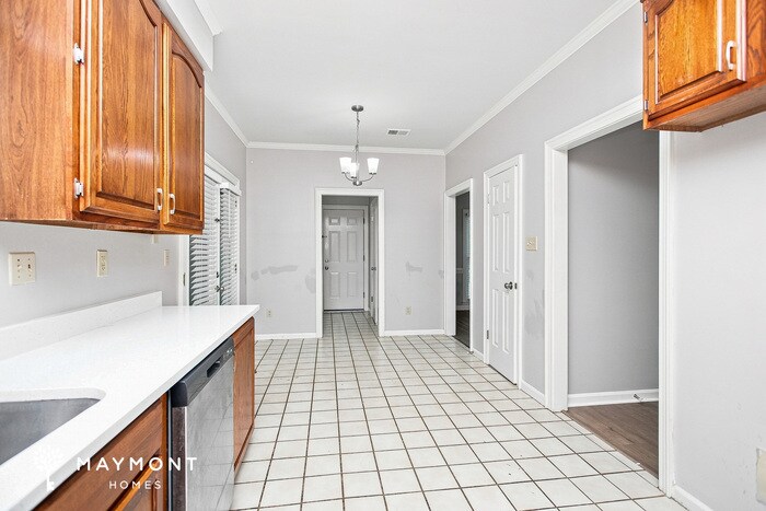 Building Photo - 2273 Hickory Path Dr