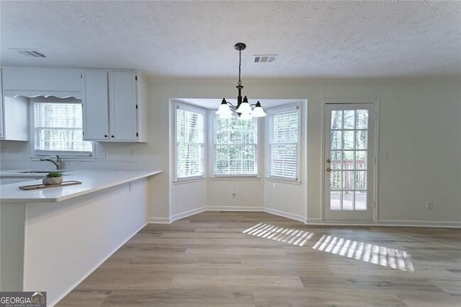 Building Photo - 2208 Heritage Trace Dr