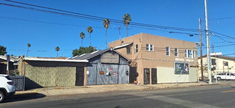 Building Photo - 507 W 59th Pl