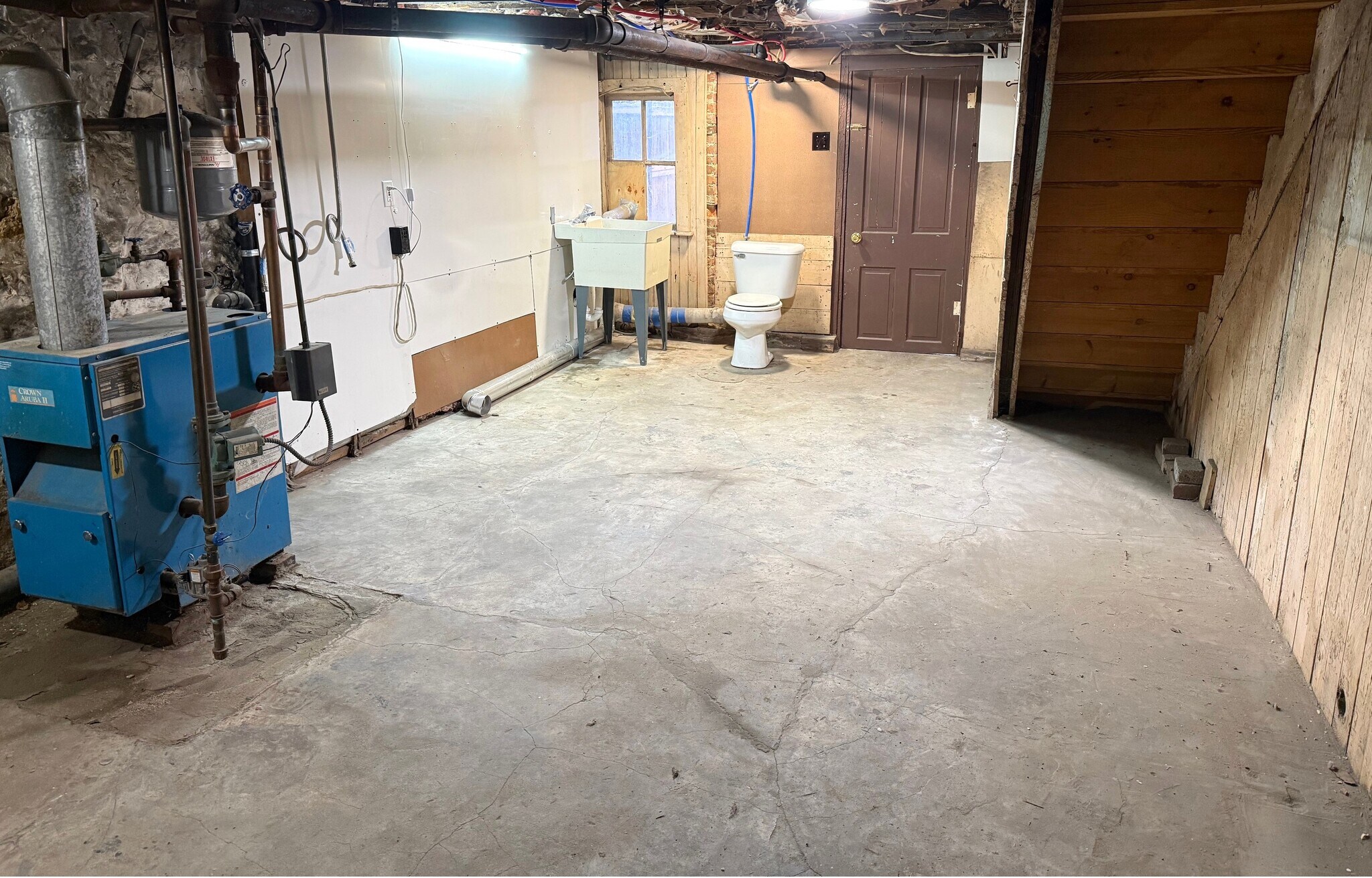 Building Photo - 314 E Dewart St