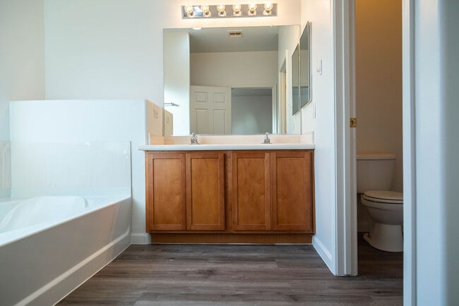 Building Photo - 6630 S Via Molino De Viento