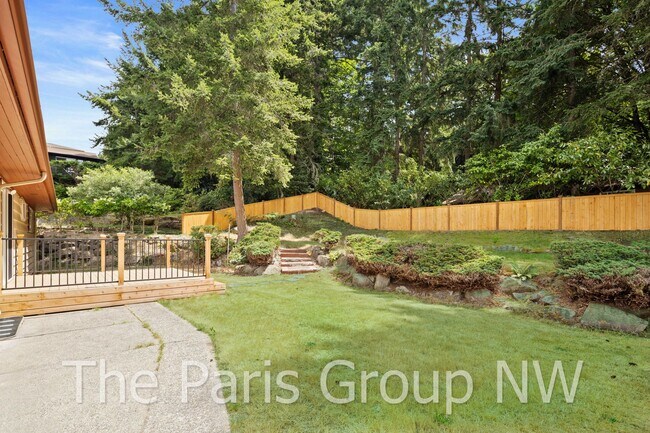 Building Photo - Lovely 2025 Remodeled Shoreline 4BR in Ric...