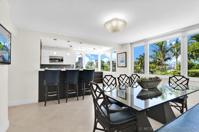 Building Photo - 550 S Ocean Blvd