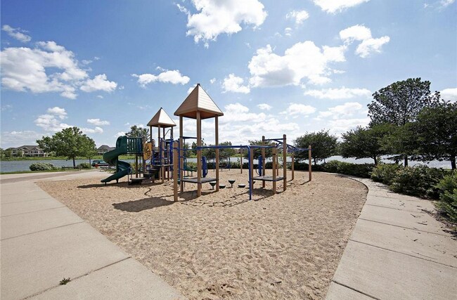 Building Photo - 15615 Dunberry Way