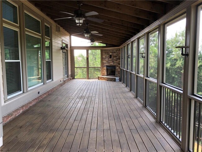 Building Photo - 2575 Goodrick Ln