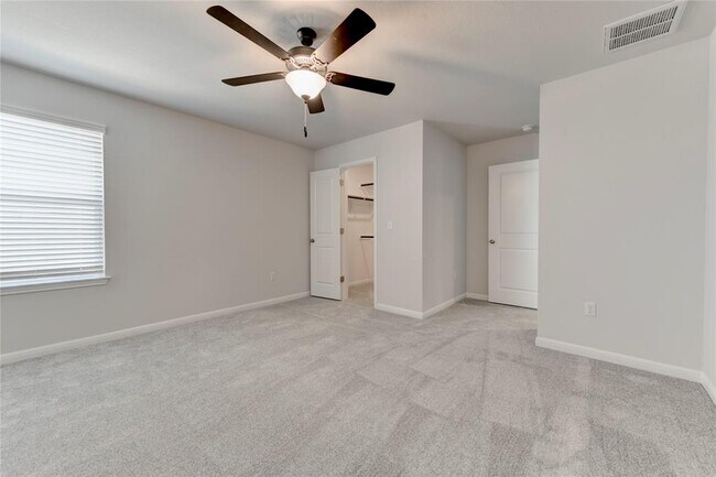 Building Photo - 10716 Timber Brook Pass