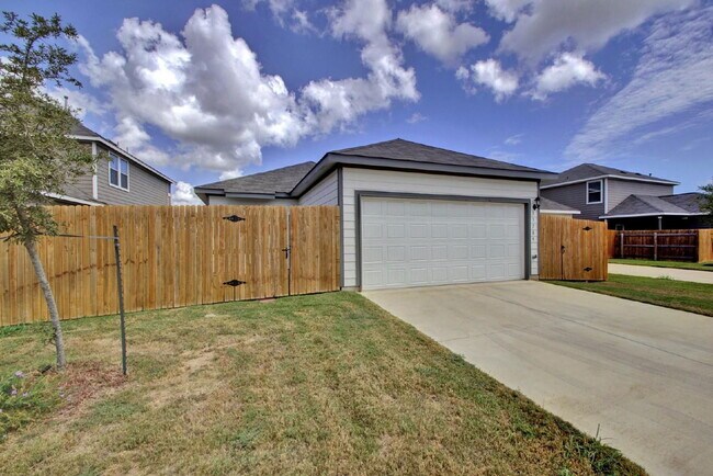 Building Photo - 11709 Prado Ranch Blvd