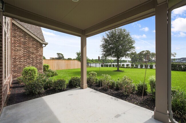 Building Photo - 2707 River Run Rd