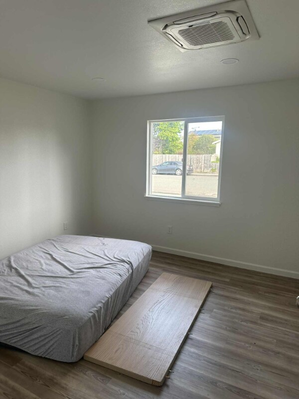 Building Photo - 3911 E St