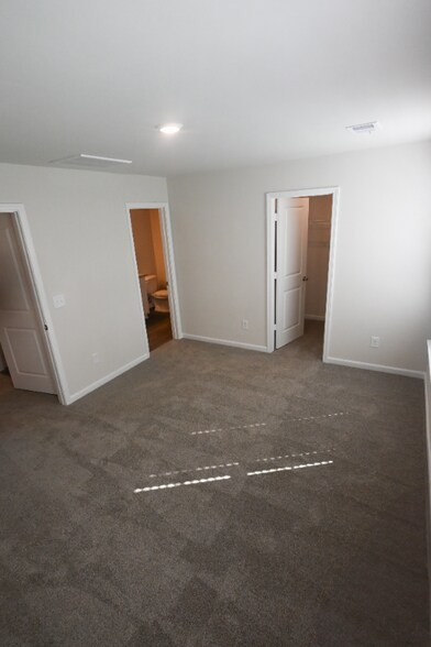 Building Photo - 1019 Tundra Teal Ln