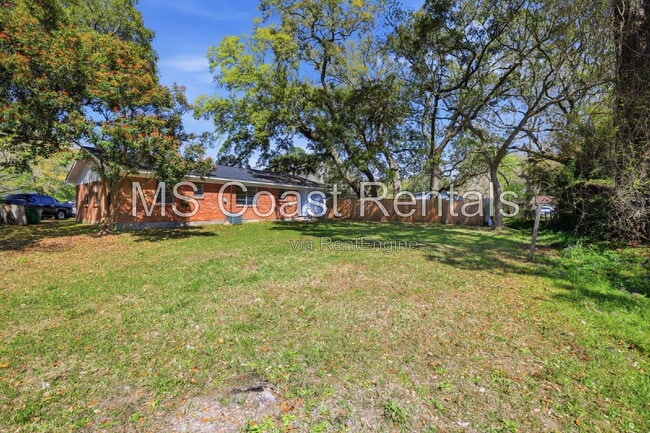 Building Photo - 16205 Seville Ct