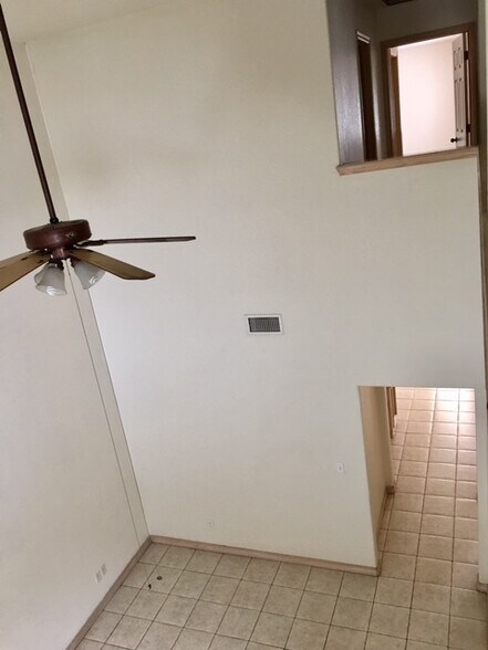 Building Photo - 2408 N I St