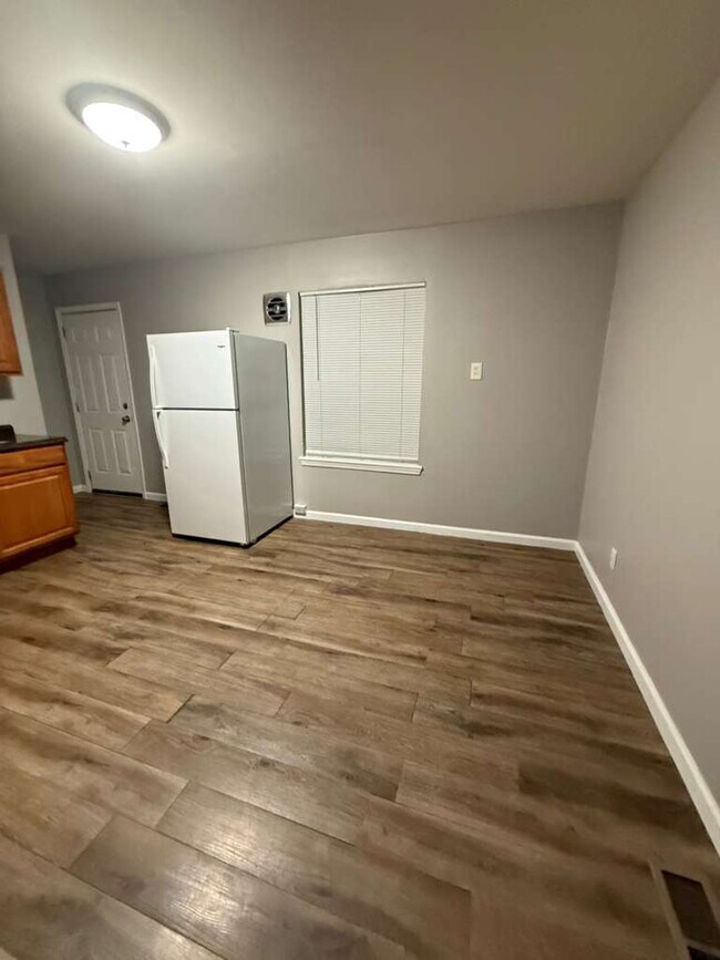 Building Photo - 12352 Santa Maria Dr