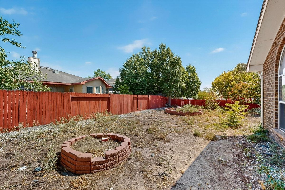 Building Photo - 10331 Hackamore Pl SW