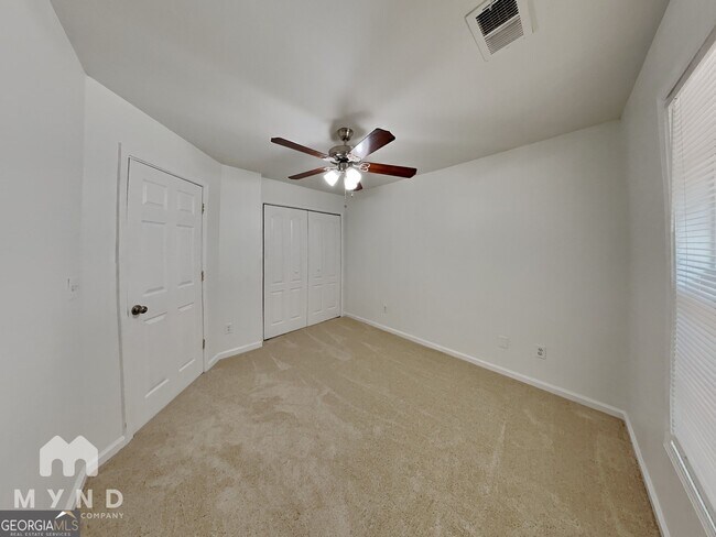 Building Photo - 1963 Whitehall Forest Ct SE