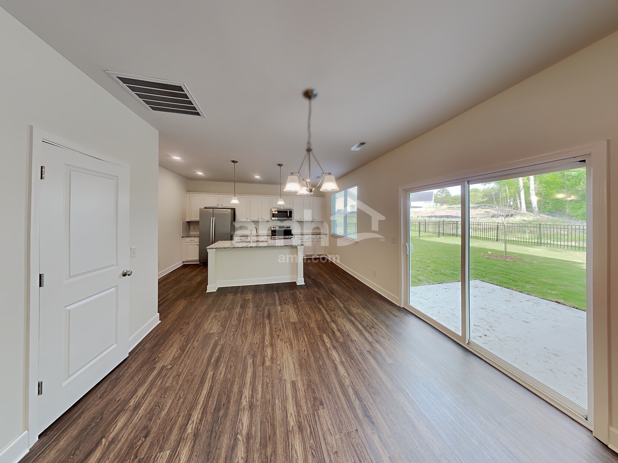 Building Photo - 1033 Bluewater Dr