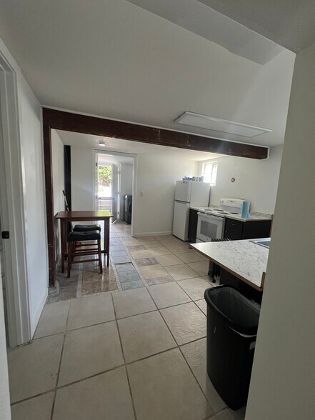 Building Photo - 12405 80th Ave S