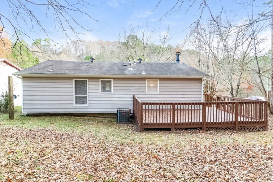 Building Photo - 6407 Tyler Loop Rd