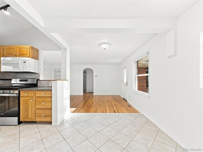 Building Photo - 1317 Zenobia St